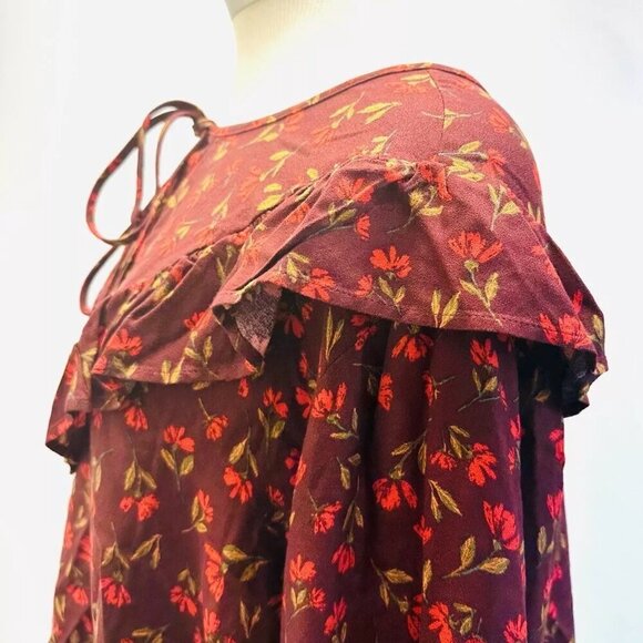 NWT SONOMA Women Long Sleeve Keyhole Neck Pullover Red Floral Shirt Plus Sz 2X - Picture 3 of 12